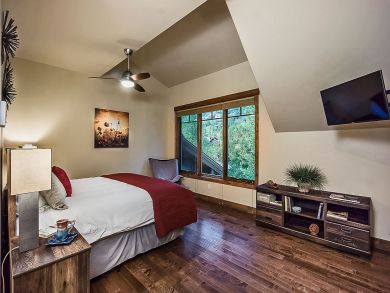 Steamboat Spring Vacation Home Sleeps Ten Guests.
